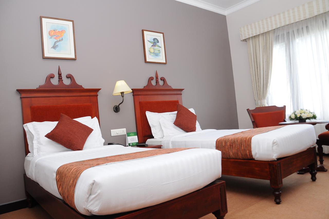 Vijayapark Hotel Kaduturutti Dış mekan fotoğraf